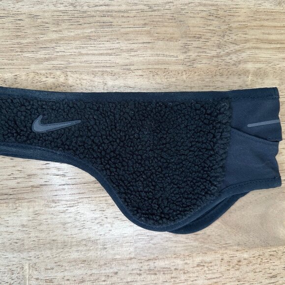 NWOT Unisex Nike Sherpa Earmuff Headband with Pony Holder - Picture 1 of 9